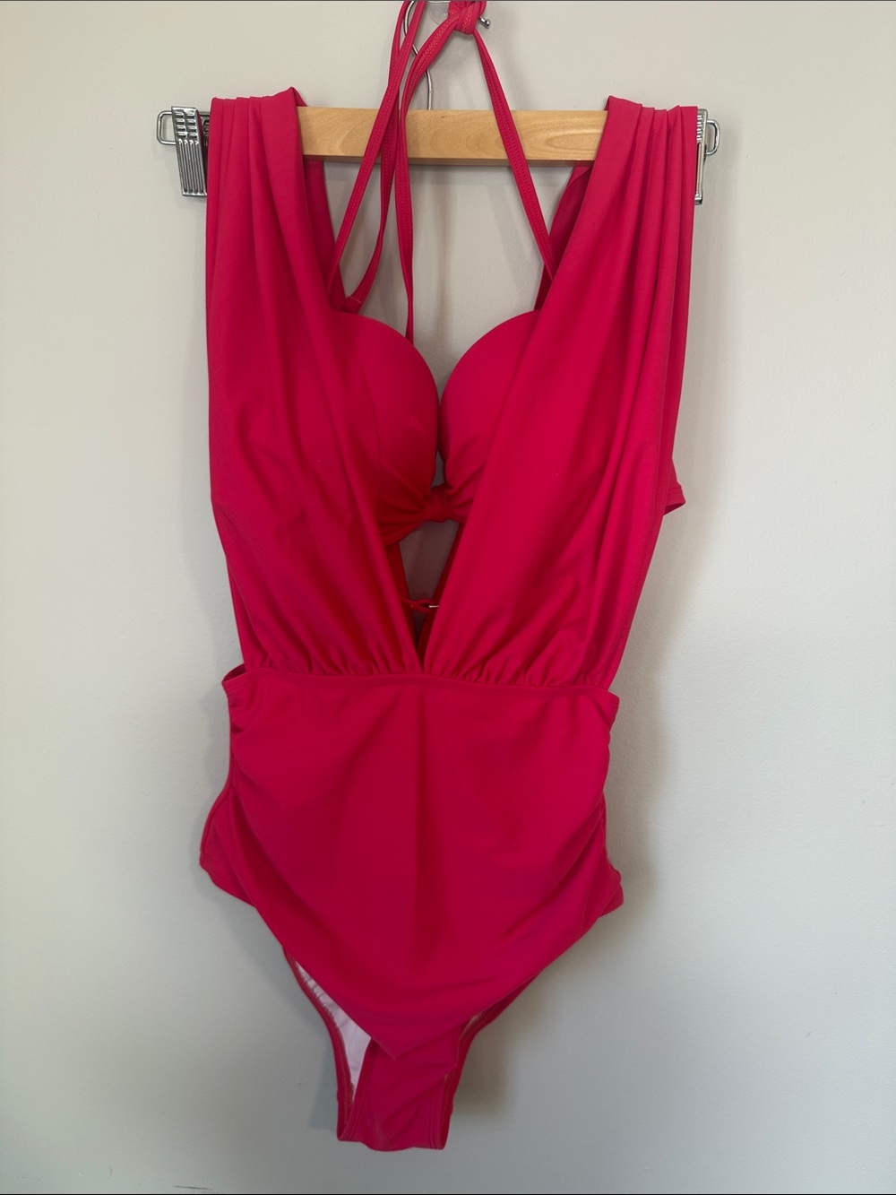 Cupshe Fire red  One-Piece Swimsuit with Plunge Neck and bikini top
